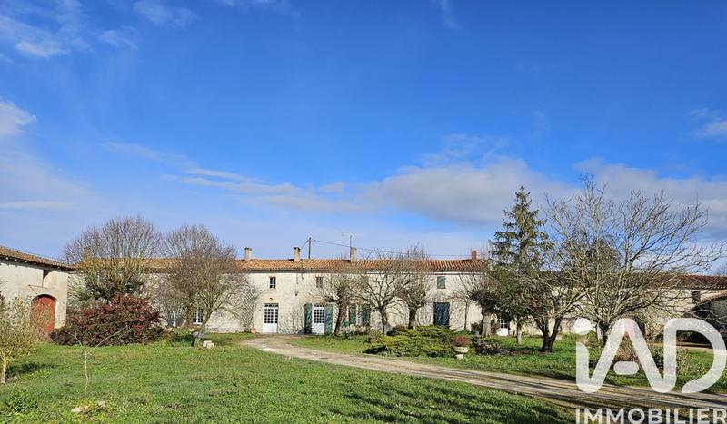 Maison - 301 m² - 8 pièces