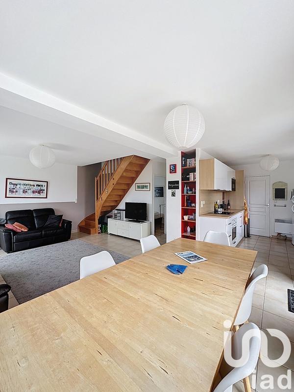 Maison - 87 m² - 5 pièces