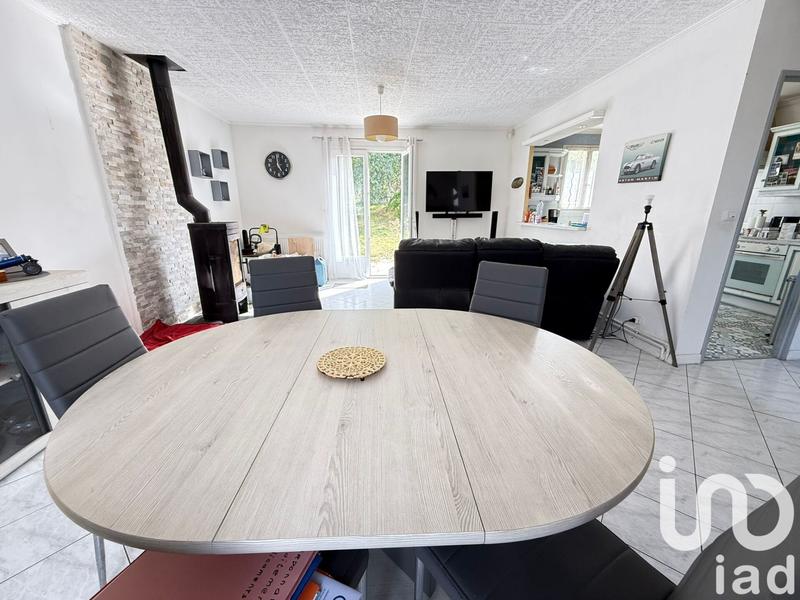 Maison - 90 m² - 5 pièces