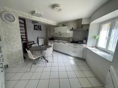 Immeuble - 135 m² - 4 pièces