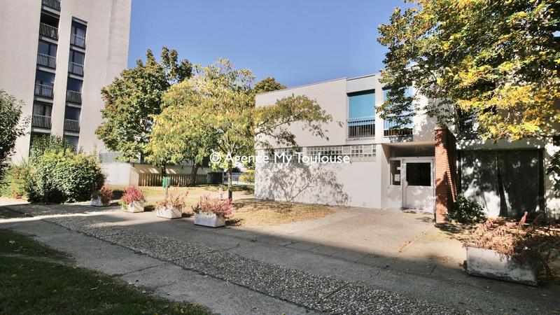 Local d'activités - 64 m²