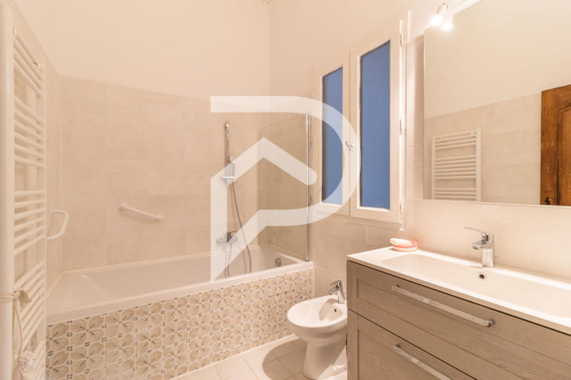 Appartement - 87 m² - 4 pièces