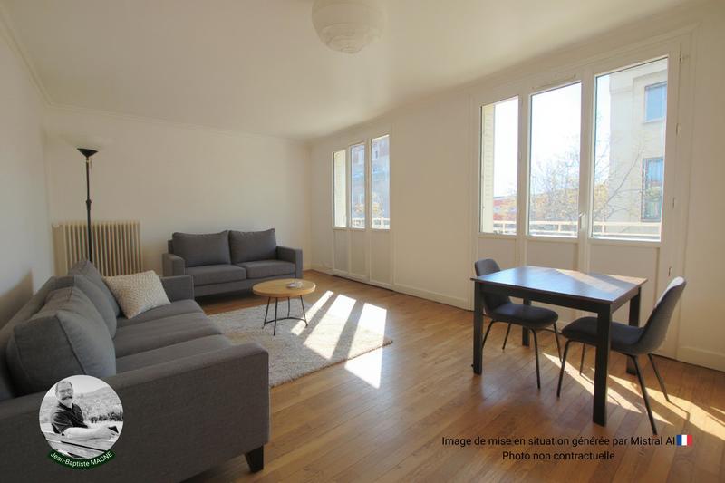 Appartement - 92 m² - 4 pièces