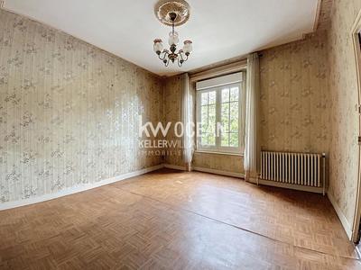 Maison - 101 m² - 7 pièces