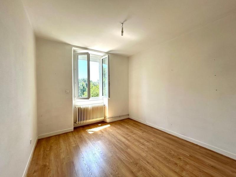 Maison - 188 m² - 7 pièces