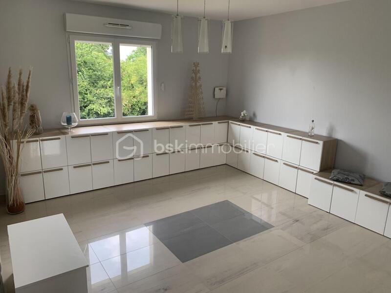 Maison - 159 m² - 6 pièces