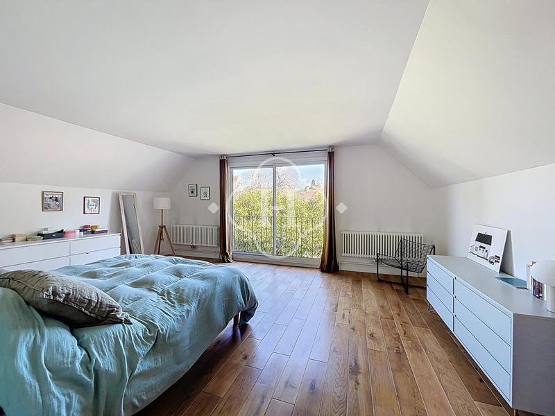 Maison - 190 m² - 7 pièces