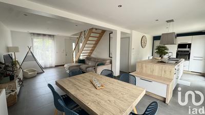 Maison - 114 m² - 6 pièces