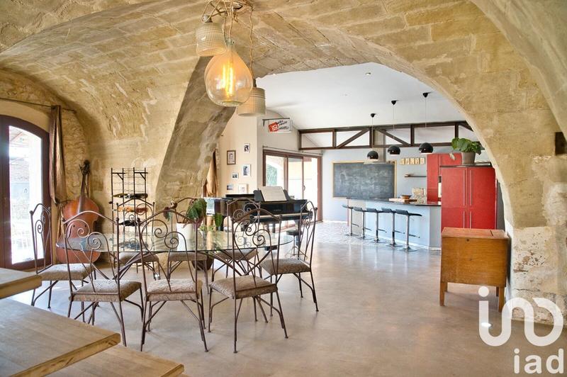 Maison - 225 m² - 6 pièces