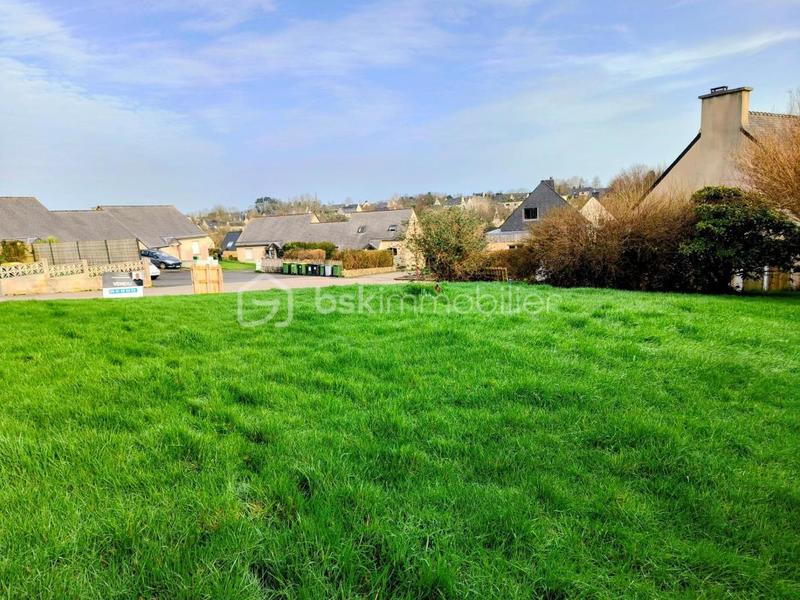 Terrain constructible - 333 m²