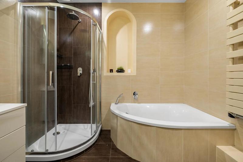 Maison - 170 m² - 5 pièces