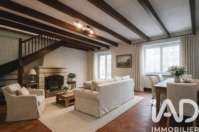 Maison - 144 m² - 7 pièces