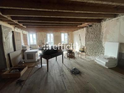 Maison - 250 m² - 6 pièces