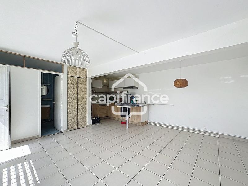 Maison - 380 m² - 11 pièces