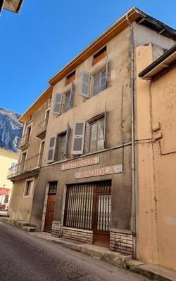 Maison de village - 189 m² - 7 pièces