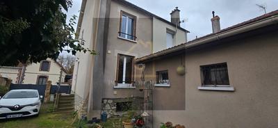 Maison de ville - 76 m² - 4 pièces