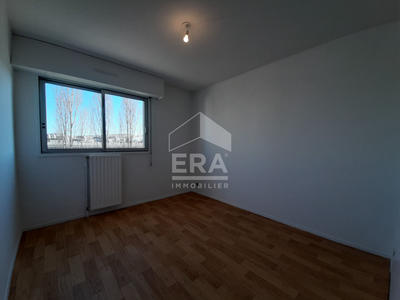 Appartement - 81 m² - 3 pièces