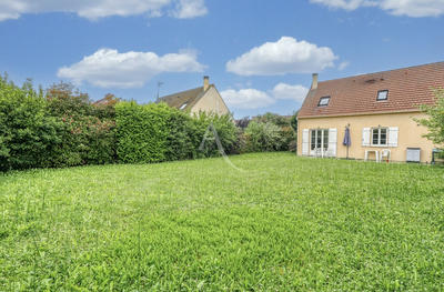 Maison - 96 m² - 6 pièces