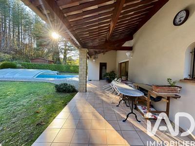 Maison - 97 m² - 4 pièces