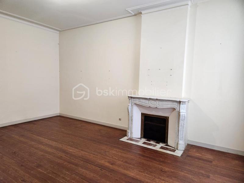 Maison ancienne - 190 m² - 8 pièces