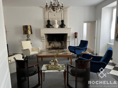 Maison ancienne - 380 m² - 9 pièces