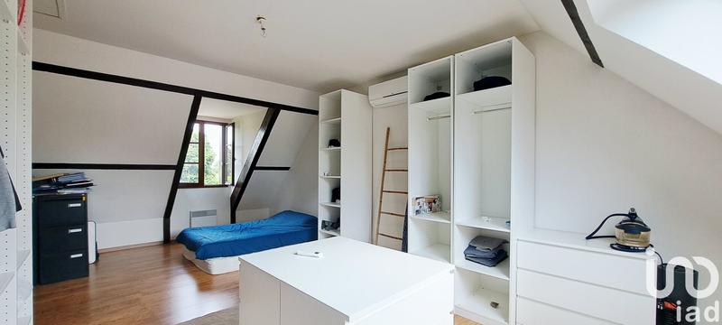 Maison - 180 m² - 7 pièces