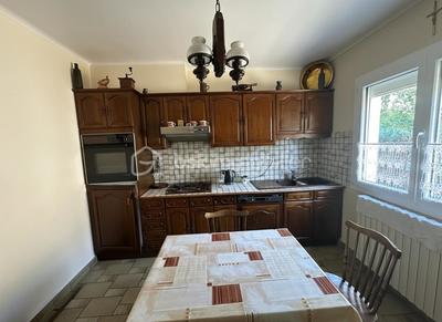 Maison - 75 m² - 5 pièces