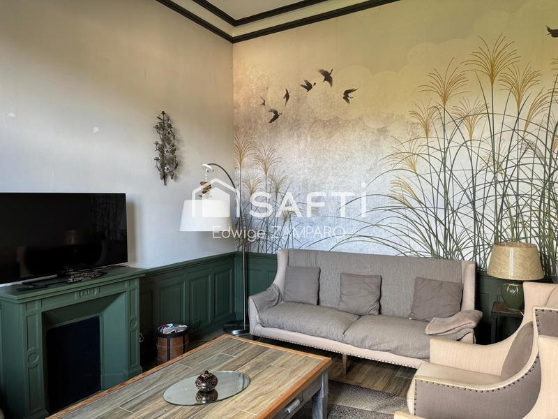 Maison de maîtres - 379 m² - 15 pièces