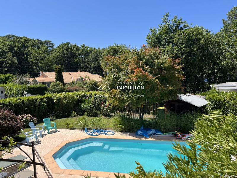 Maison - 200 m² - 7 pièces