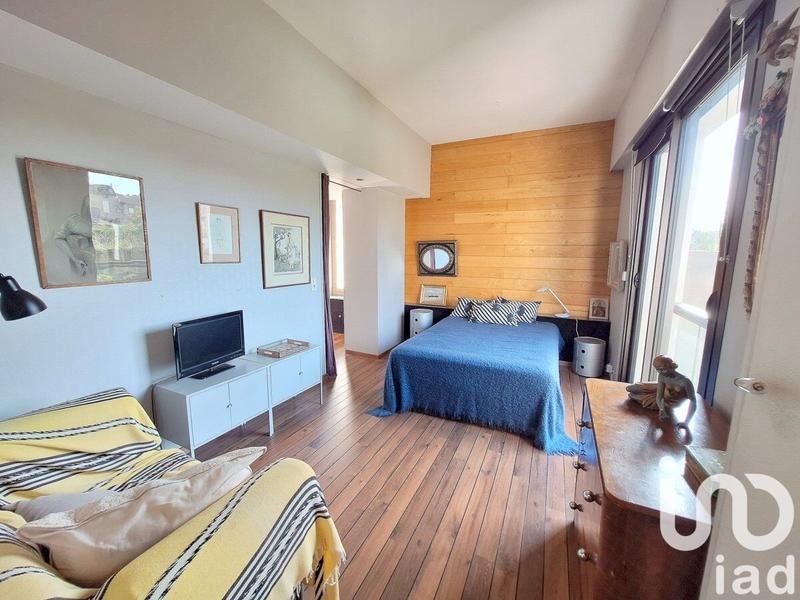 Maison - 368 m² - 10 pièces