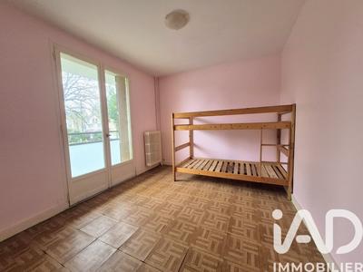 Appartement - 106 m² - 7 pièces