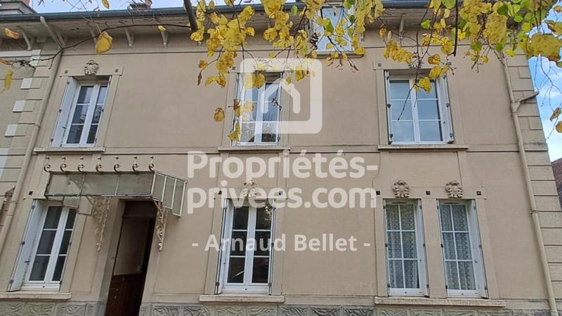 Maison - 94 m² - 5 pièces
