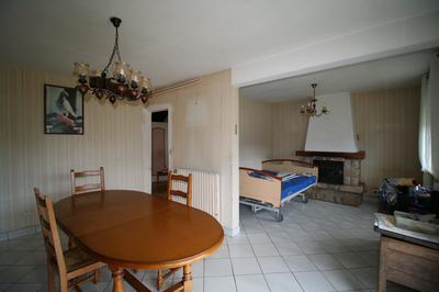 Maison - 86 m² - 4 pièces