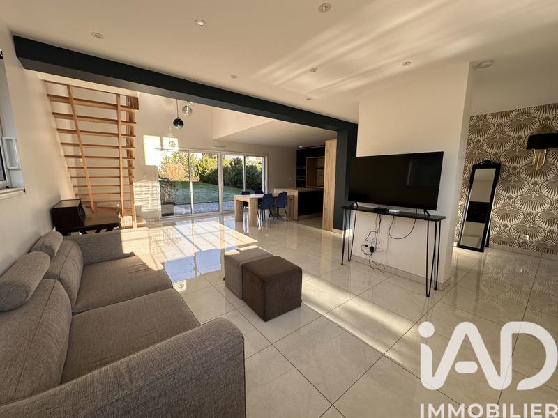 Maison - 165 m² - 7 pièces