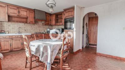 Maison - 83 m² - 4 pièces