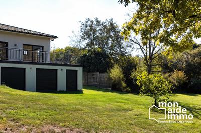 Maison - 141 m² - 5 pièces