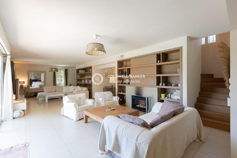 Villa - 225 m² - 5 pièces