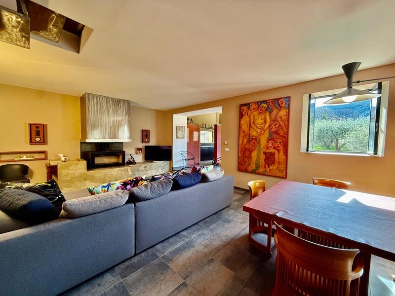 Mas - 196 m² - 6 pièces