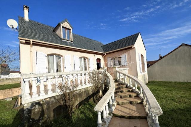 Maison d'architecte - 159 m² - 6 pièces