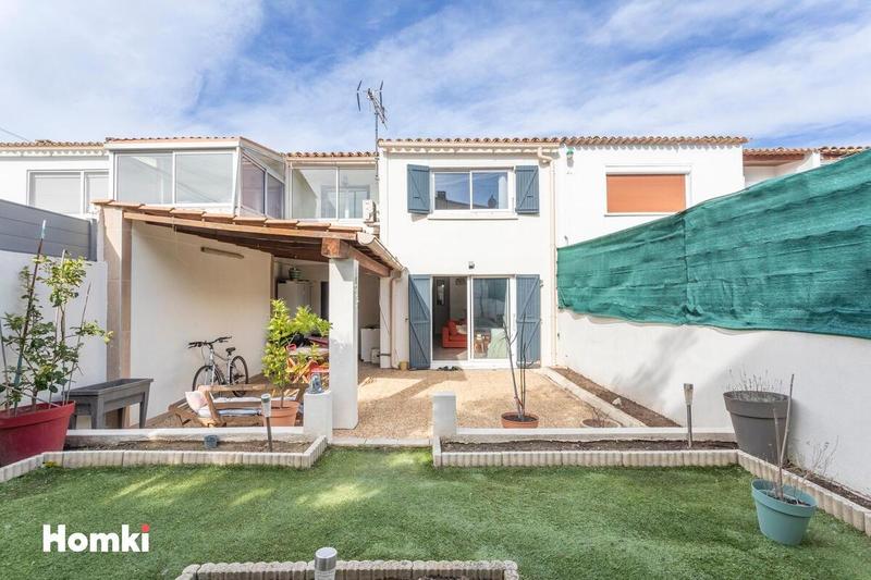 Maison - 95 m² - 5 pièces