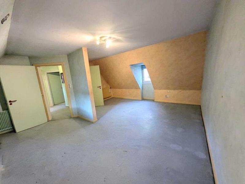 Maison - 258 m² - 6 pièces