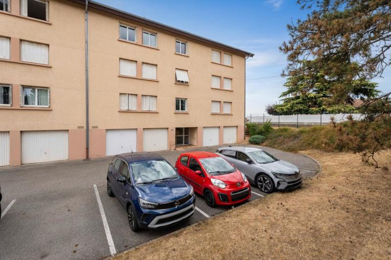 Appartement - 80 m² - 4 pièces