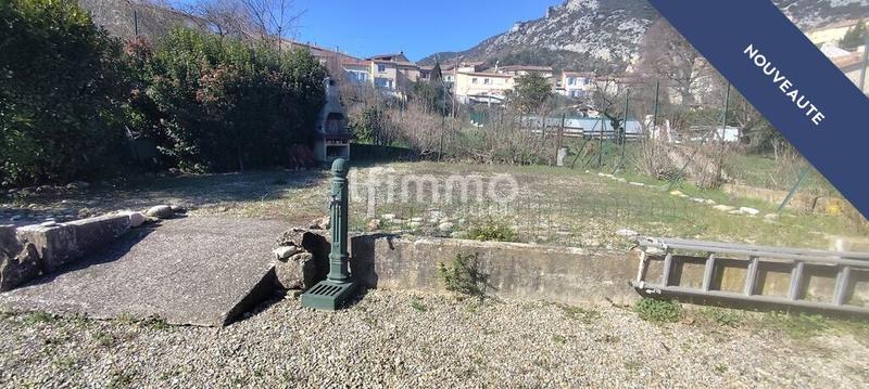 Maison - 99 m² - 6 pièces