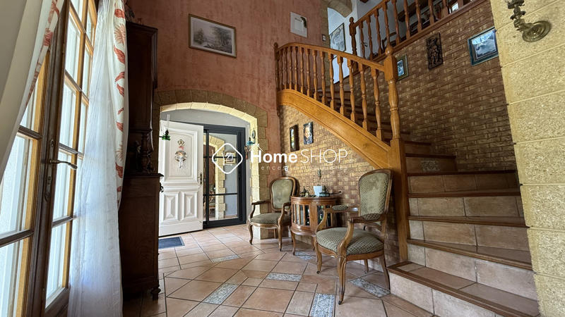 Villa - 196 m² - 7 pièces