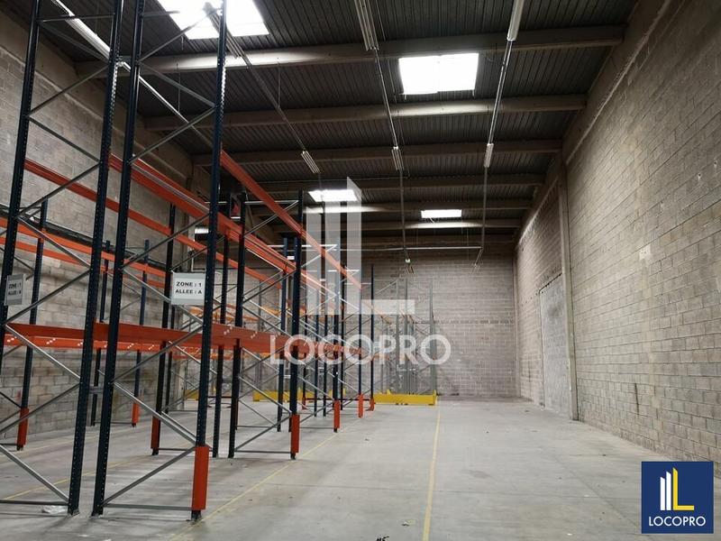 Local d'activité / Entrepôt - 195 m²