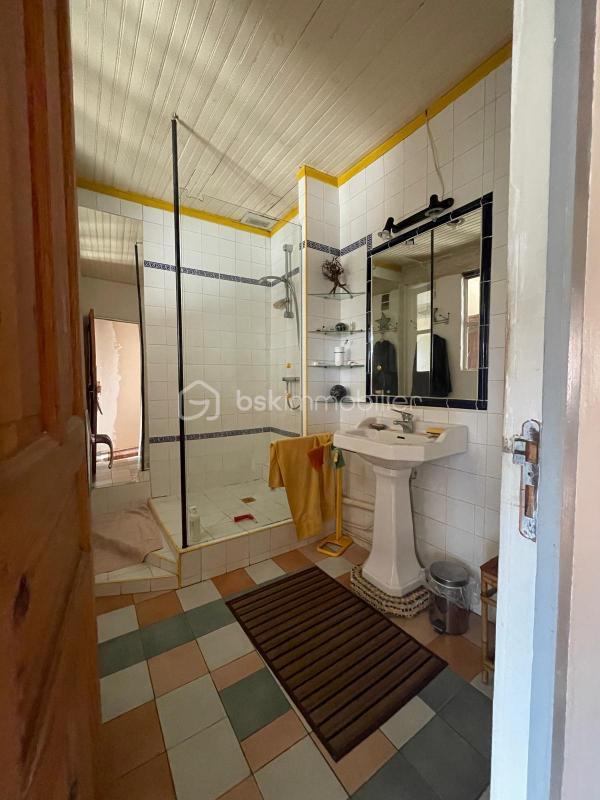 Maison de ville - 250 m² - 7 pièces