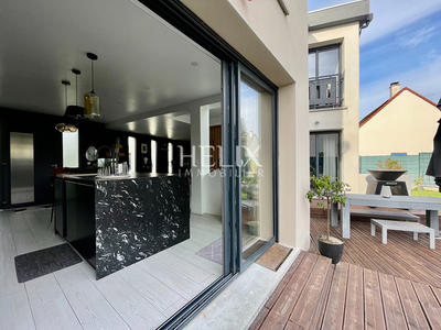 Maison - 188 m² - 5 pièces