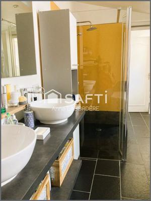 Maison - 180 m² - 6 pièces