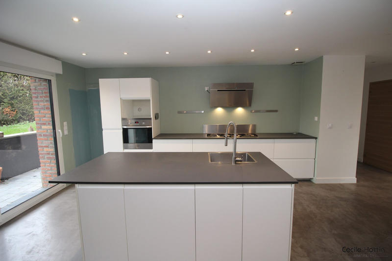 Maison - 108 m² - 4 pièces