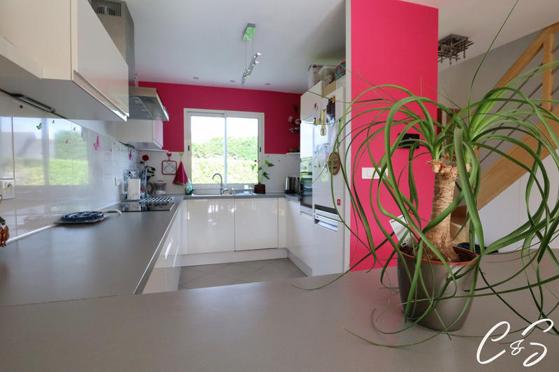 Maison - 112 m² - 6 pièces